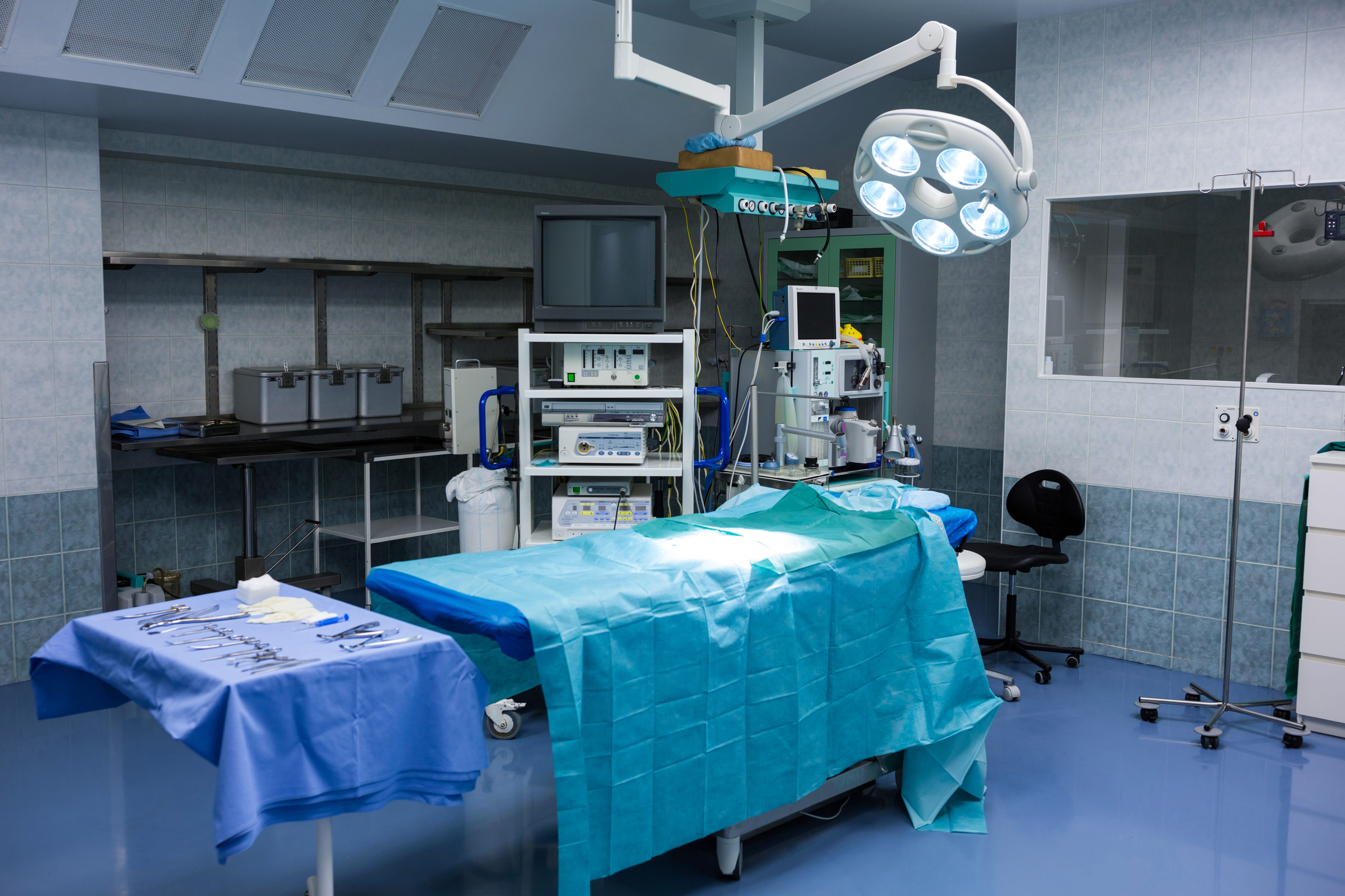 Qual a vida útil de um equipamento médico?